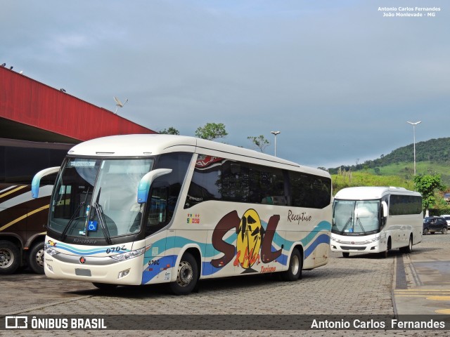 Sol e Mar Turismo 0702 na cidade de João Monlevade, Minas Gerais, Brasil, por Antonio Carlos Fernandes. Número da foto: #6059593.