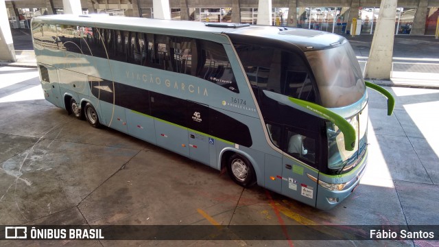 Viação Garcia 16174 na cidade de Curitiba, Paraná, Brasil, por Fábio Santos. ID da foto: 6059147.