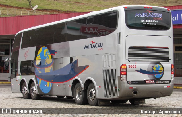 Miracéu Turismo 3005 na cidade de João Monlevade, Minas Gerais, Brasil, por Rodrigo  Aparecido. Número da foto: #6060149.