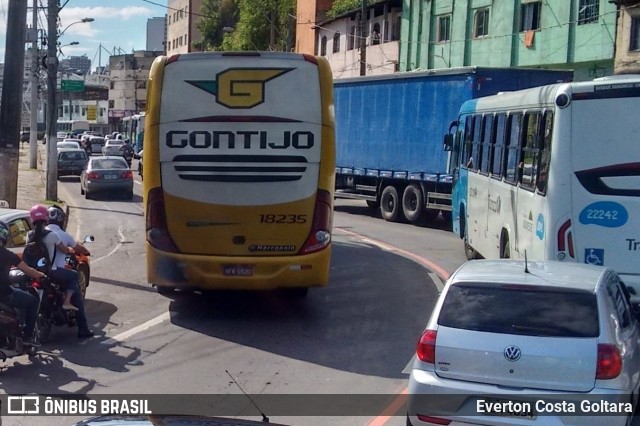 Empresa Gontijo de Transportes 18235 na cidade de Vitória, Espírito Santo, Brasil, por Everton Costa Goltara. ID da foto: 6031267.