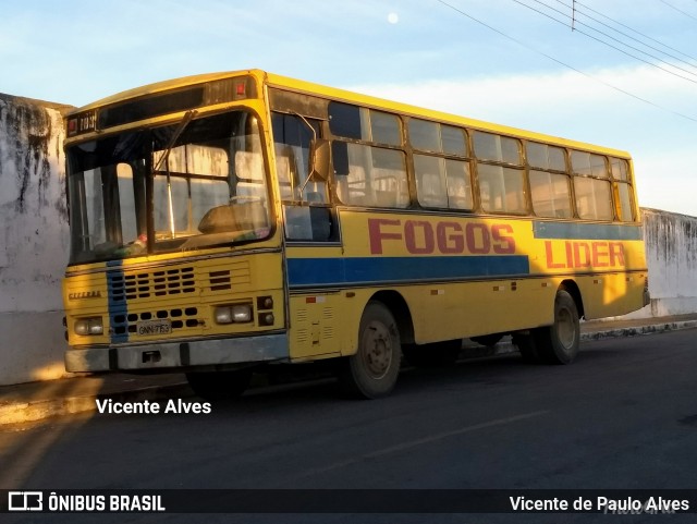 Fogos Líder 7153 na cidade de Santo Antônio do Monte, Minas Gerais, Brasil, por Vicente de Paulo Alves. ID da foto: 6031490.