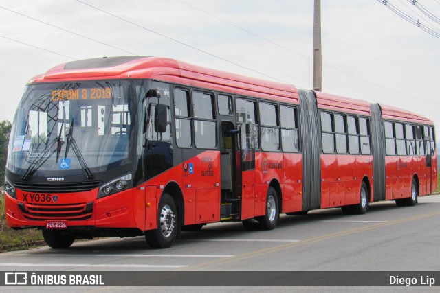 Auto Viação Redentor XY036 na cidade de Campo Largo, Paraná, Brasil, por Diego Lip. Número da foto: #6062120.