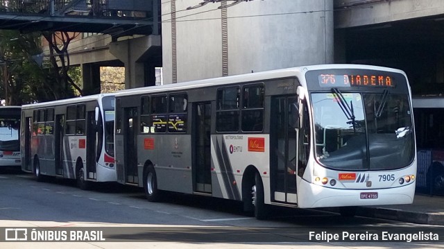 Metra - Sistema Metropolitano de Transporte 7905 na cidade de Diadema, São Paulo, Brasil, por Felipe Pereira Evangelista. ID da foto: 6064141.