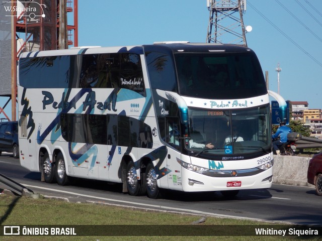 Pedra Azul Turismo 29000 na cidade de Vitória, Espírito Santo, Brasil, por Whitiney Siqueira. Número da foto: #6064808.