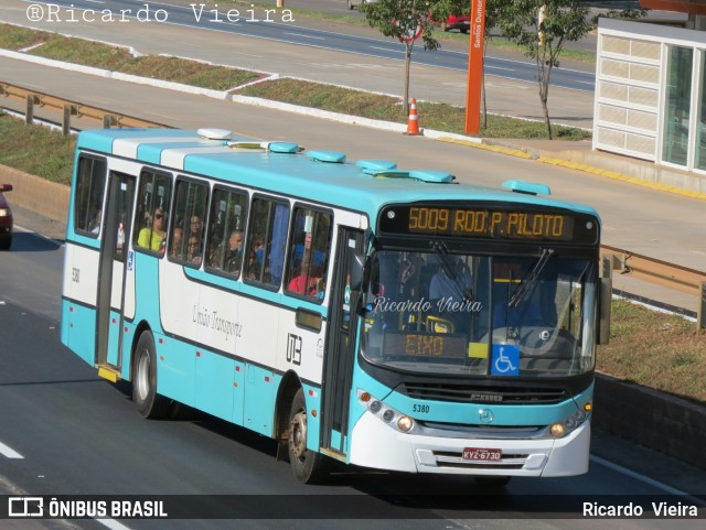 UTB - União Transporte Brasília 5380 na cidade de Santa Maria, Distrito Federal, Brasil, por Ricardo Vieira. Número da foto: #6066125.