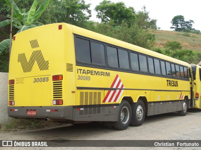 Viação Itapemirim 30085 na cidade de Muriaé, Minas Gerais, Brasil, por Christian  Fortunato. Número da foto: #6068172.
