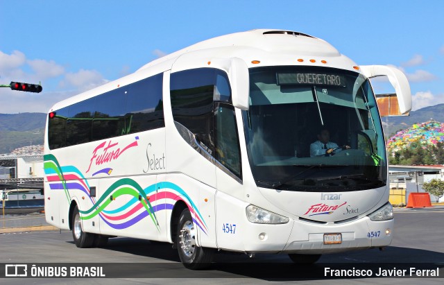 Futura 4547 na cidade de Brasil, por Francisco Javier Ferral. Número da foto: #6069675.