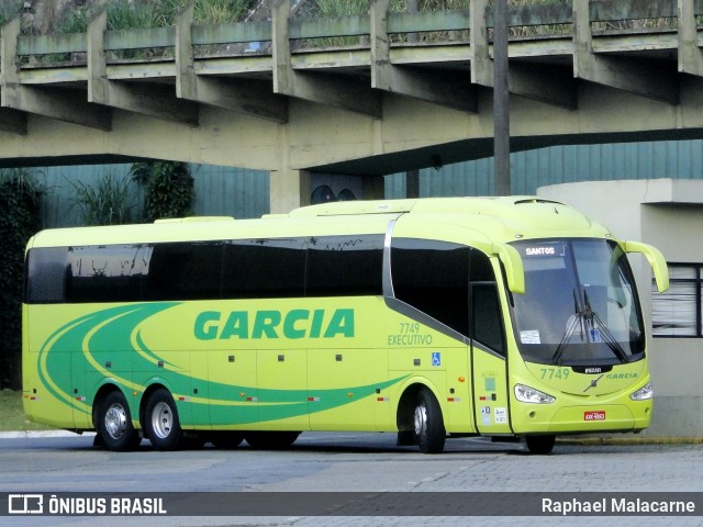 Viação Garcia 7749 na cidade de Santos, São Paulo, Brasil, por Raphael Malacarne. ID da foto: 6077330.