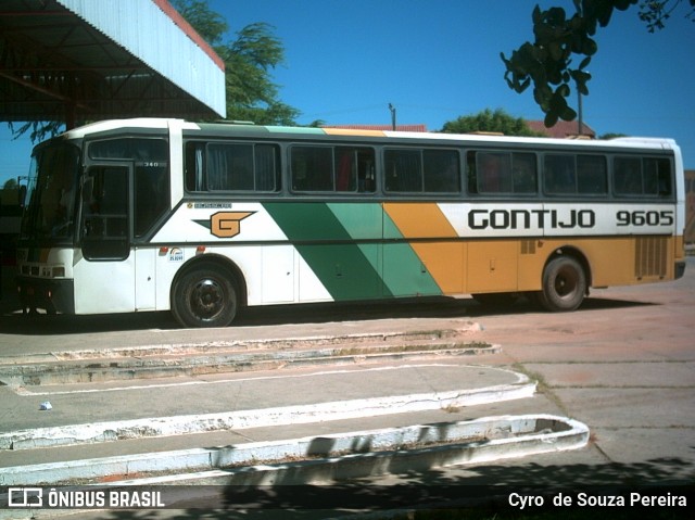 Empresa Gontijo de Transportes 9605 na cidade de Remanso, Bahia, Brasil, por Cyro  de Souza Pereira. Número da foto: #6032450.