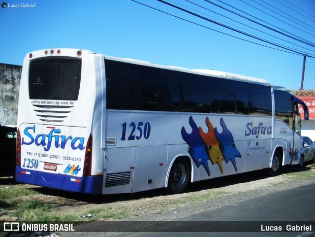 Safira Turismo 1250 na cidade de Teresina, Piauí, Brasil, por Lucas Gabriel. ID da foto: 6078526.