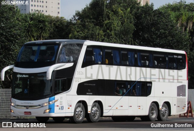 Auto Viação Catarinense 3526 na cidade de Curitiba, Paraná, Brasil, por Guilherme Bomfim. Número da foto: #6077444.