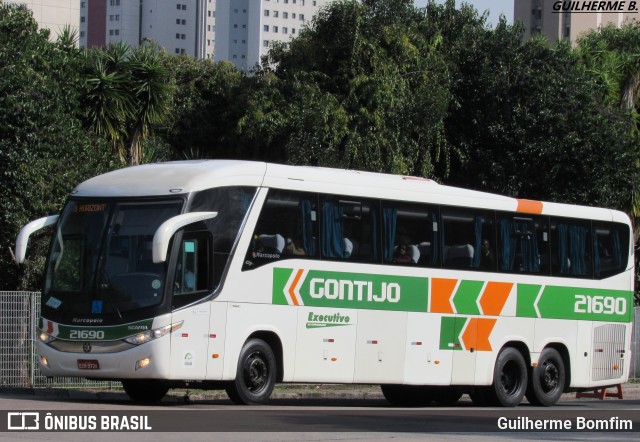 Empresa Gontijo de Transportes 21690 na cidade de Curitiba, Paraná, Brasil, por Guilherme Bomfim. Número da foto: #6077944.