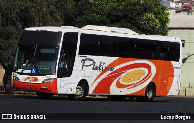 Viação Platina 8500 na cidade de Araxá, Minas Gerais, Brasil, por Lucas Borges . Número da foto: #6079459.