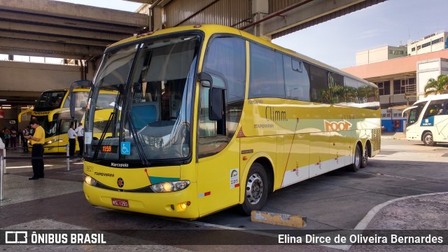Viação Itapemirim 8821 na cidade de Rio de Janeiro, Rio de Janeiro, Brasil, por Elina Dirce de Oliveira Bernardes. Número da foto: #6079252.