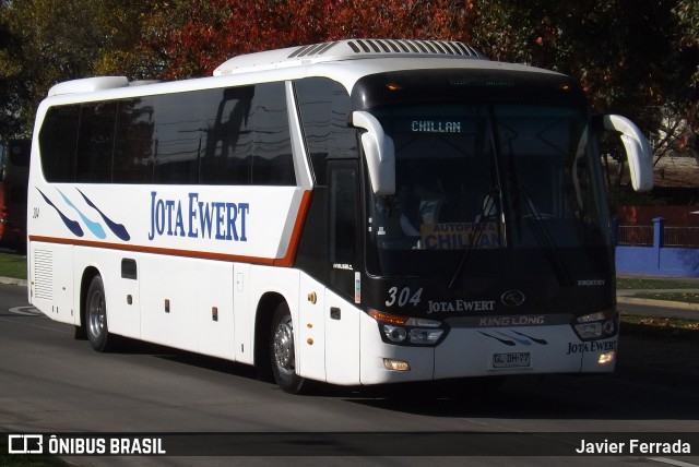 Jota Ewert 304 na cidade de Chillán, Ñuble, Bío-Bío, Chile, por Javier Ferrada. Número da foto: #6035979.