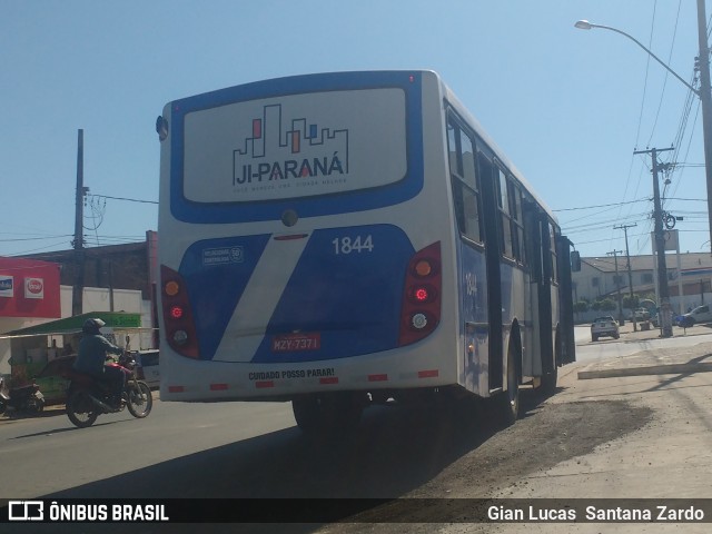 Coopemtax 1844 na cidade de Ji-Paraná, Rondônia, Brasil, por Gian Lucas  Santana Zardo. Número da foto: #6035747.