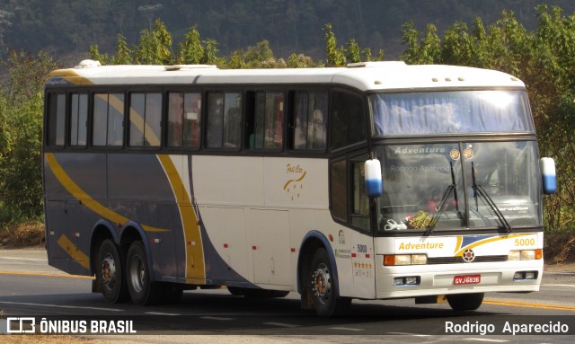 Adventure Transportadora Turística 5000 na cidade de João Monlevade, Minas Gerais, Brasil, por Rodrigo  Aparecido. Número da foto: #6037935.
