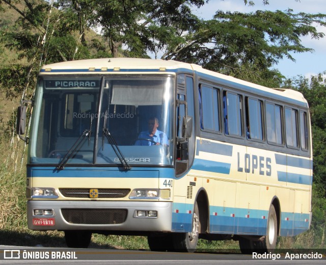 Viação Lopes 440 na cidade de Nova Era, Minas Gerais, Brasil, por Rodrigo  Aparecido. Número da foto: #6041129.