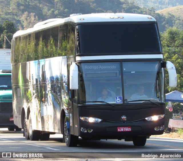 Nilsinho Turismo 7957 na cidade de Nova Era, Minas Gerais, Brasil, por Rodrigo  Aparecido. ID da foto: 6041174.