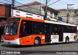 TRANSPPASS - Transporte de Passageiros 8 1329 na cidade de São Paulo, São Paulo, Brasil, por Renan  Bomfim Deodato. Número da foto: #:id.