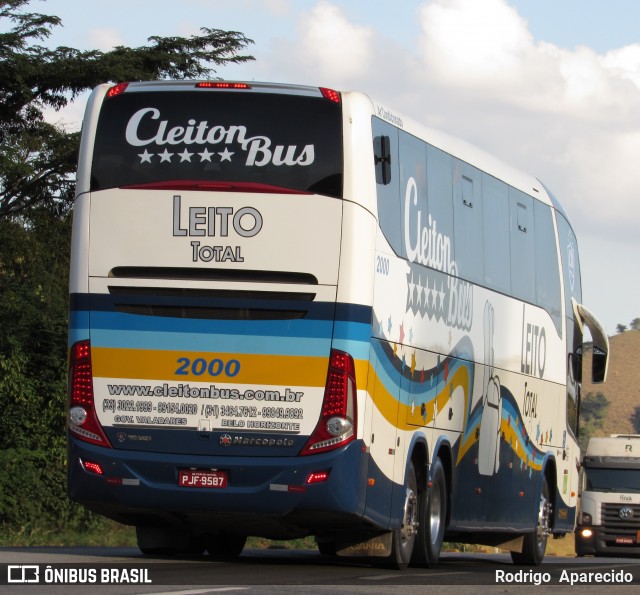 Cleiton Bus Executive 2000 na cidade de Nova Era, Minas Gerais, Brasil, por Rodrigo  Aparecido. Número da foto: #6043103.
