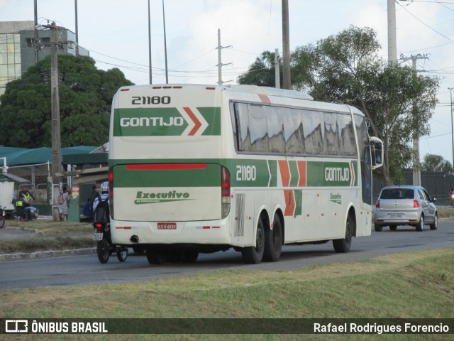 Empresa Gontijo de Transportes 21180 na cidade de Aracaju, Sergipe, Brasil, por Rafael Rodrigues Forencio. ID da foto: 6041555.