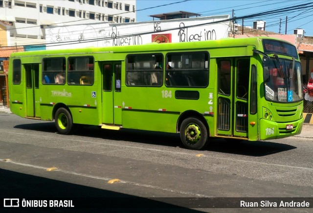 Empresa Dois Irmãos 184 na cidade de Teresina, Piauí, Brasil, por Ruan Silva Andrade. Número da foto: #6081249.