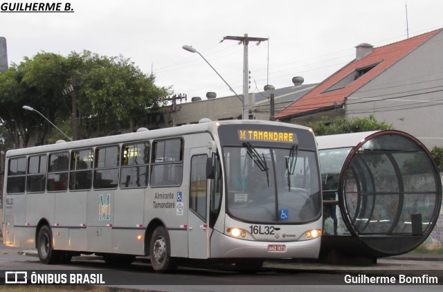 Viação Tamandaré 16L32 na cidade de Curitiba, Paraná, Brasil, por Guilherme Bomfim. Número da foto: #6100098.