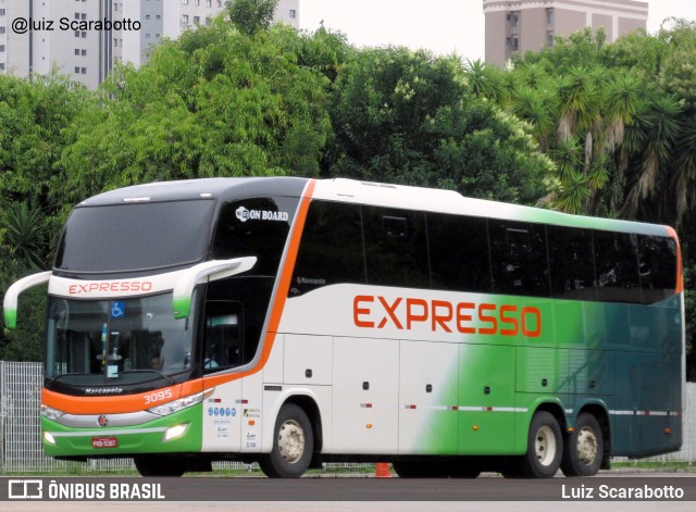 Expresso Transporte e Turismo Ltda. 3095 na cidade de Brasil, por Luiz Scarabotto . Número da foto: #6100687.
