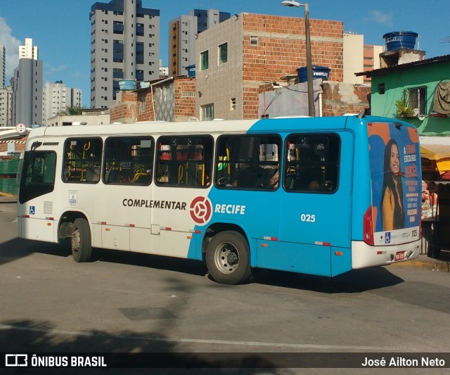 Sistema Complementar de Recife 025 na cidade de Recife, Pernambuco, Brasil, por José Ailton Neto. Número da foto: #6102060.