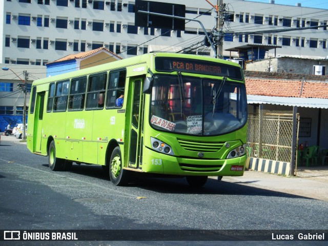 Empresa Dois Irmãos 153 na cidade de Teresina, Piauí, Brasil, por Lucas Gabriel. Número da foto: #6103292.