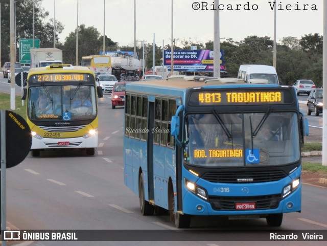 Taguatur - Taguatinga Transporte e Turismo 04316 na cidade de Santa Maria, Distrito Federal, Brasil, por Ricardo Vieira. ID da foto: 6103903.