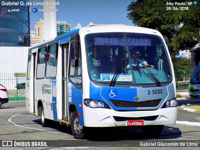 Cooperativa Fênix > Spencer Transporte 2 5232 na cidade de São Paulo, São Paulo, Brasil, por Gabriel Giacomin de Lima. Número da foto: #6104185.