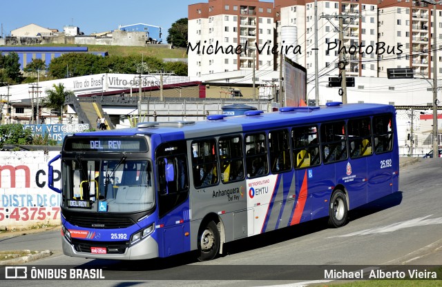 Del Rey Transportes 25.192 na cidade de Barueri, São Paulo, Brasil, por Michael  Alberto Vieira. ID da foto: 6105000.