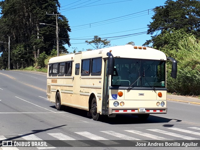 Autobuses sin identificación - Costa Rica  na cidade de Costa Rica, Mato Grosso do Sul, Brasil, por Jose Andres Bonilla Aguilar. ID da foto: 6108515.