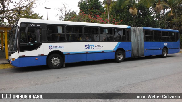 Transol Transportes Coletivos 0201 na cidade de Florianópolis, Santa Catarina, Brasil, por Lucas Weber Calizario. ID da foto: 6108360.