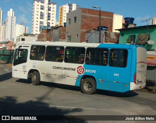 Sistema Complementar de Recife 005 na cidade de Recife, Pernambuco, Brasil, por José Ailton Neto. Número da foto: #6113768.