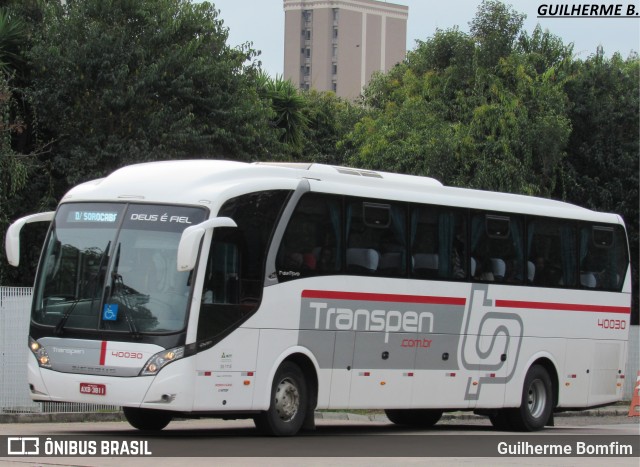 Transpen Transporte Coletivo e Encomendas 40030 na cidade de Curitiba, Paraná, Brasil, por Guilherme Bomfim. Número da foto: #6112588.