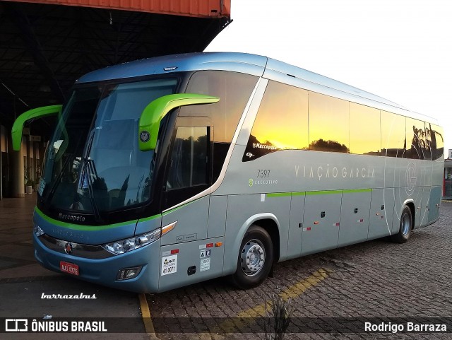 Viação Garcia 7397 na cidade de Bauru, São Paulo, Brasil, por Rodrigo Barraza. Número da foto: #6083090.