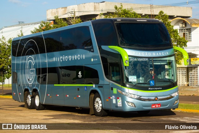 Viação Garcia 8802 na cidade de Cascavel, Paraná, Brasil, por Flávio Oliveira. Número da foto: #6114980.