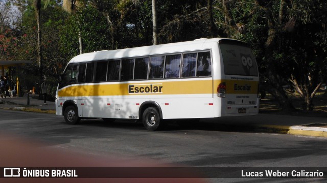 JGV Transportes 4698 na cidade de Florianópolis, Santa Catarina, Brasil, por Lucas Weber Calizario. ID da foto: 6115315.