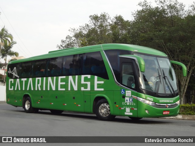 Auto Viação Catarinense 3433 na cidade de Blumenau, Santa Catarina, Brasil, por Estevão Emilio Ronchi. Número da foto: #6117029.