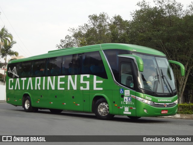 Auto Viação Catarinense 3433 na cidade de Blumenau, Santa Catarina, Brasil, por Estevão Emilio Ronchi. ID da foto: 6117029.