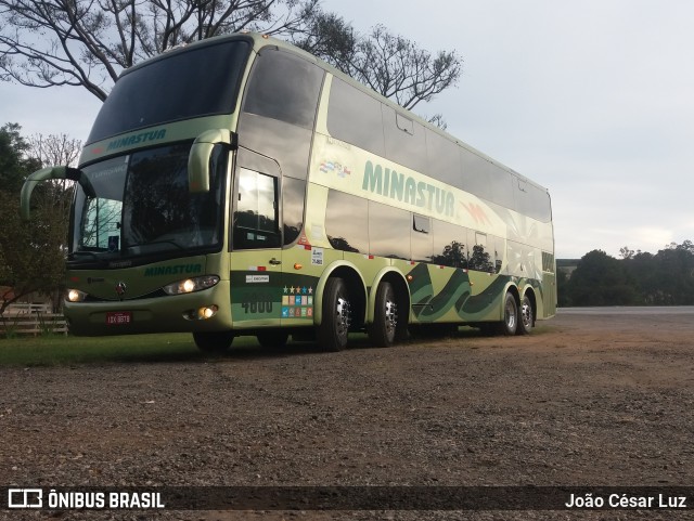 MinasSul - Minastur - Viação Minas Tour 4600 na cidade de Três Corações, Minas Gerais, Brasil, por João César Luz. Número da foto: #6120980.