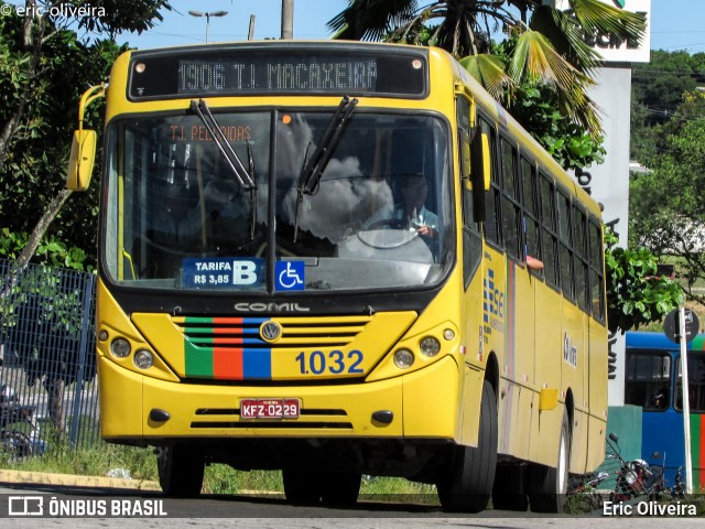 Cidade Alta Transportes 1.032 na cidade de Recife, Pernambuco, Brasil, por Eric Oliveira. Número da foto: #6125570.