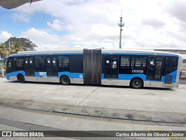 Transportes Paranapuan E10305B na cidade de Rio de Janeiro, Rio de Janeiro, Brasil, por Carlos Alberto de Oliveira Júnior. Número da foto: #6126137.