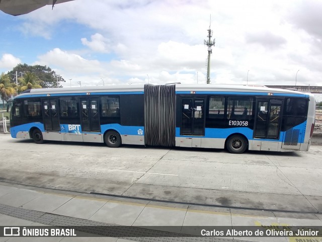 Transportes Paranapuan E10305B na cidade de Rio de Janeiro, Rio de Janeiro, Brasil, por Carlos Alberto de Oliveira Júnior. ID da foto: 6126137.