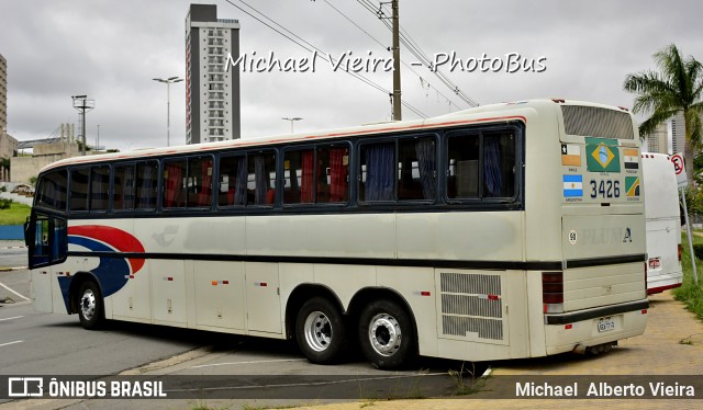 Ônibus Particulares 3426 na cidade de Barueri, São Paulo, Brasil, por Michael  Alberto Vieira. Número da foto: #6129539.