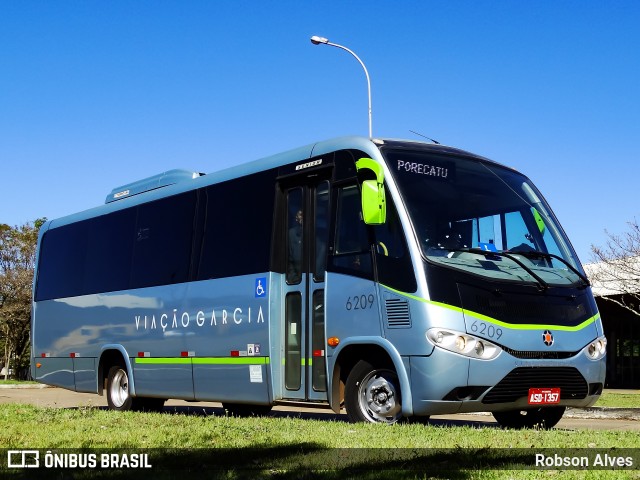 Viação Garcia 6209 na cidade de Maringá, Paraná, Brasil, por Robson Alves. ID da foto: 6128996.