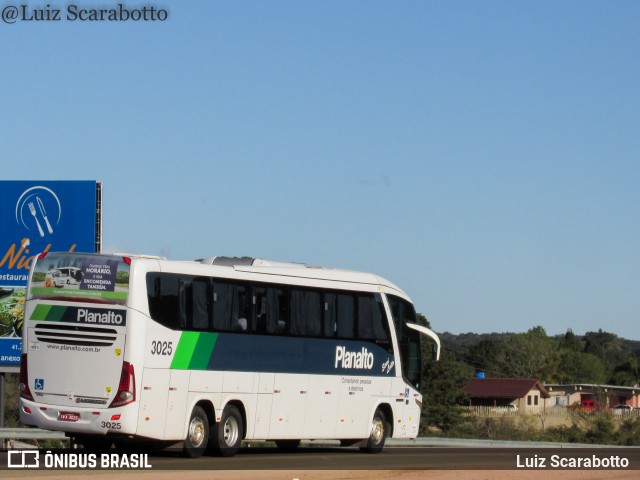 Planalto Transportes 3025 na cidade de Brasil, por Luiz Scarabotto . Número da foto: #6131703.